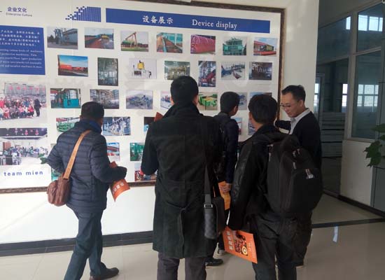 customers visit our factory